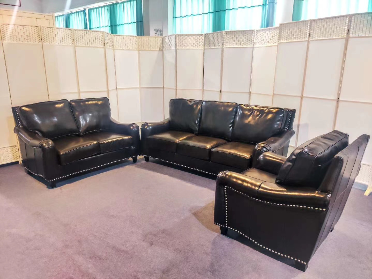 杰克威尔牛皮沙发